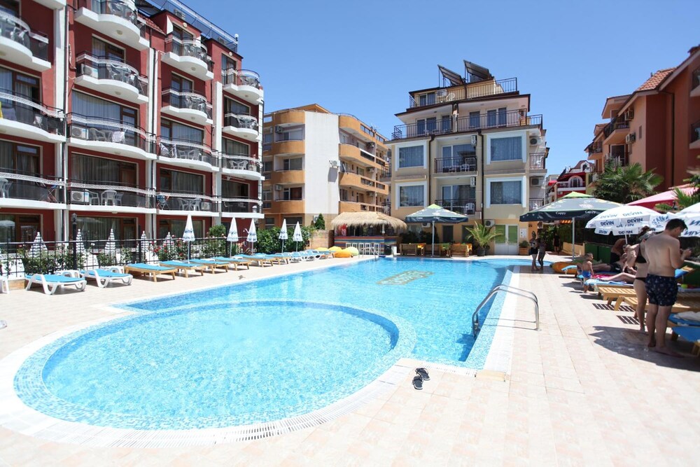 Salena Beach Hotel 47/50