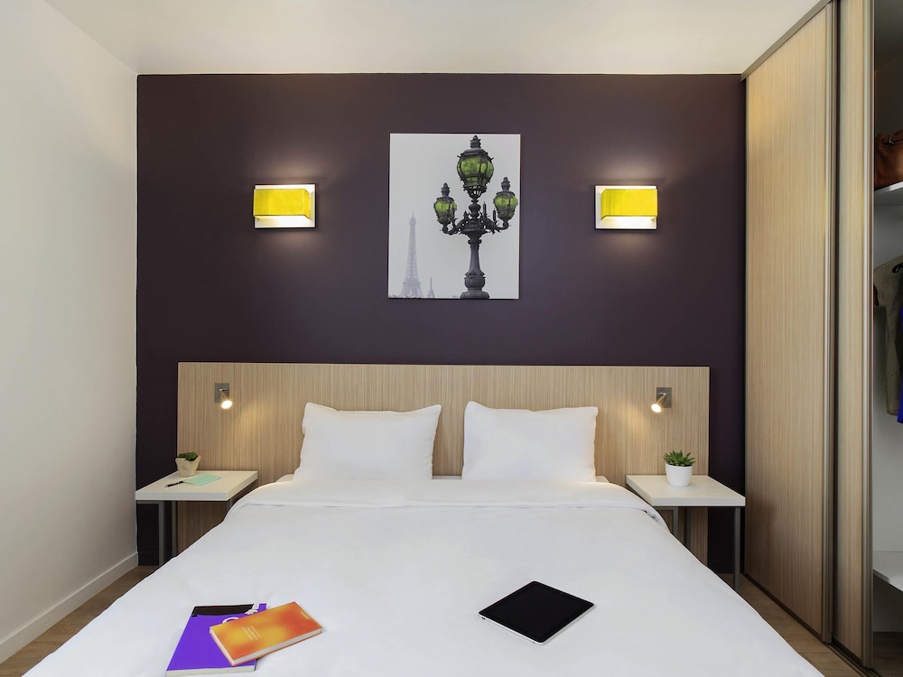 STUDIO, DOUBLE BED