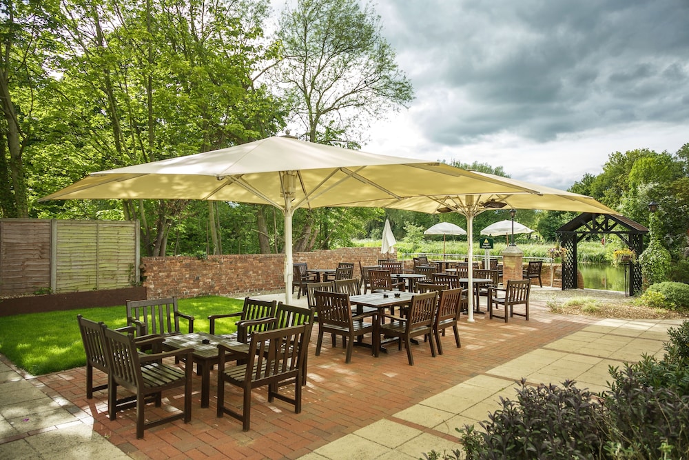 The Kingfisher Pub And Hotel 48/57