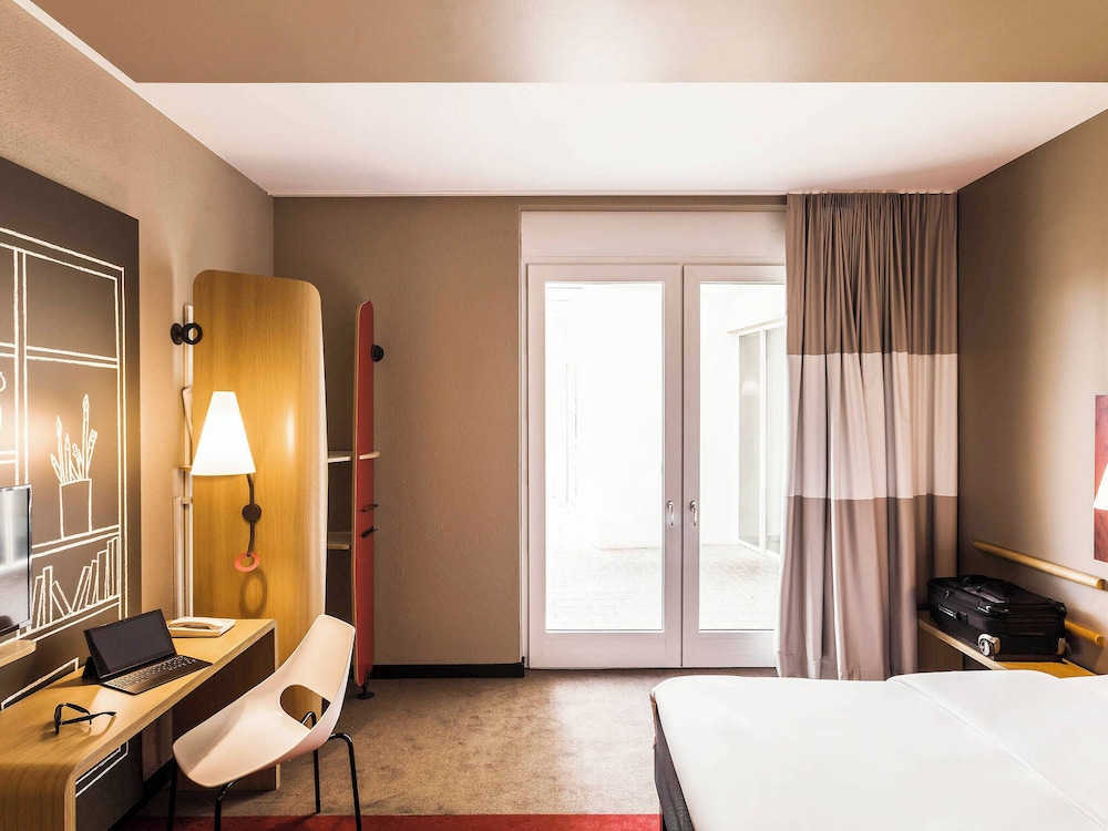 IBIS WINTERTHUR CITY 26/70