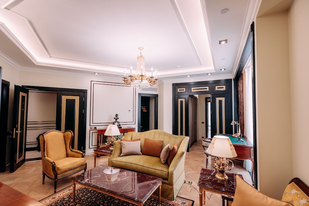 Golden Palace Hotel Yerevan 33/43