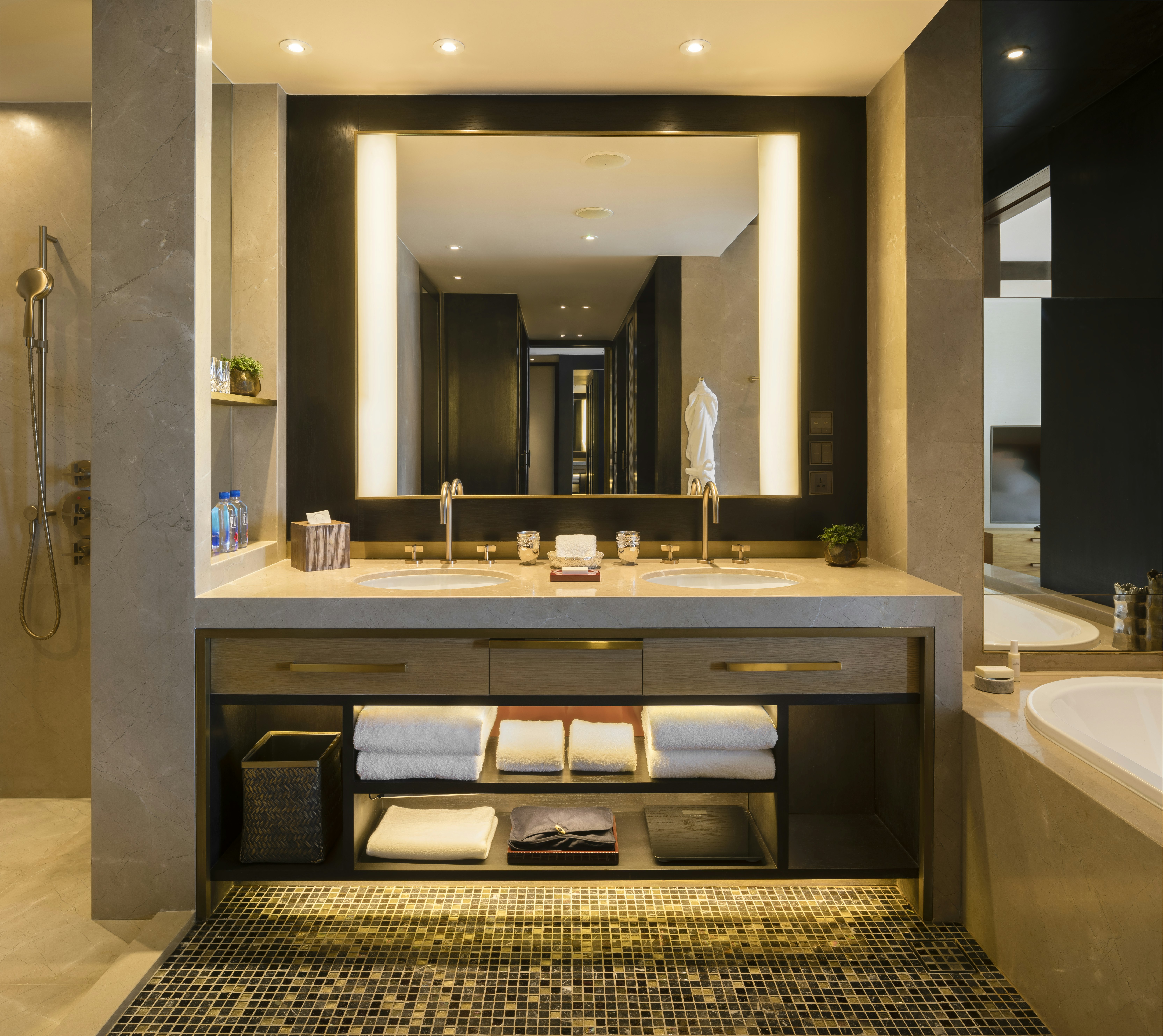 Rosewood Phnom Penh 76/76