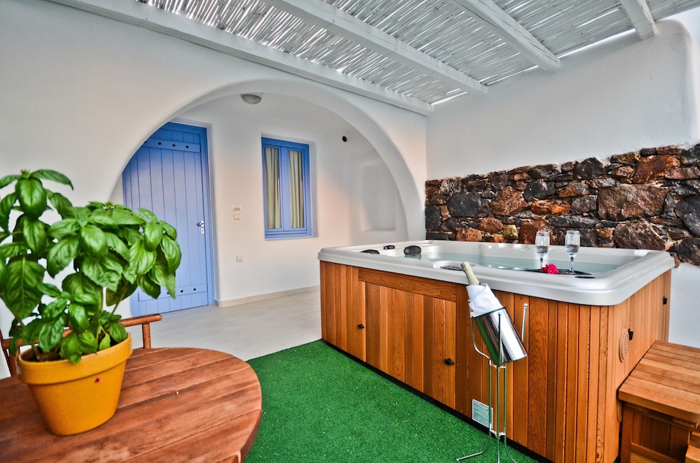 Naxos Island Hotel 14/74