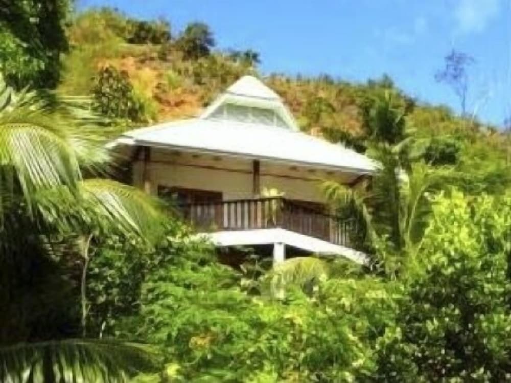 Sea View Lodge 3/38