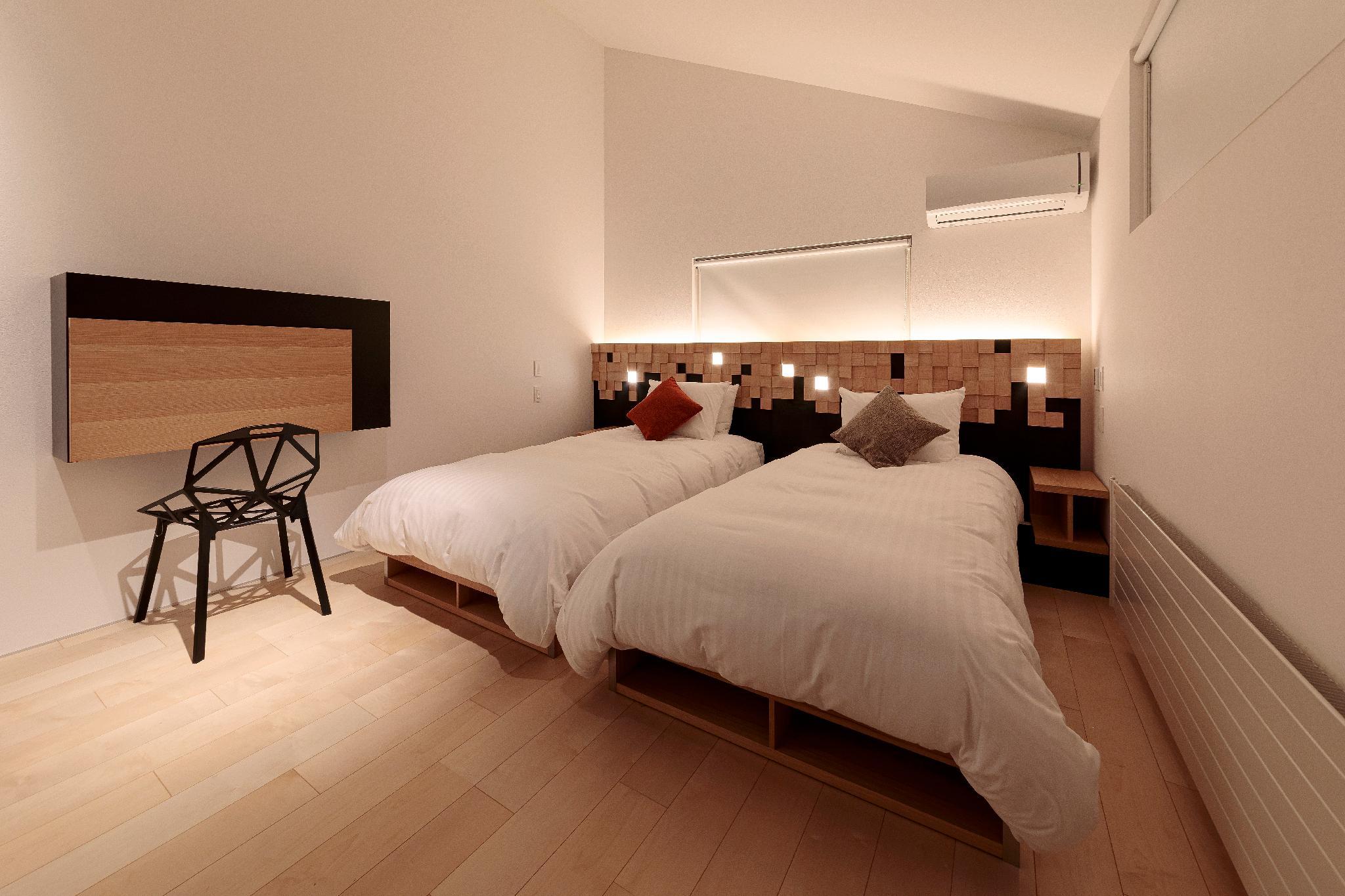 2 Bedrooms, Superior