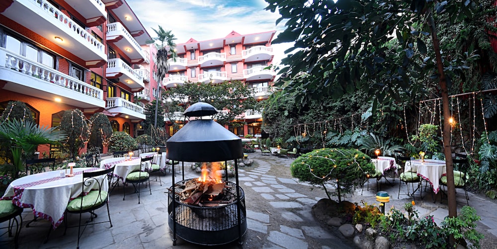 Nirvana Boutique Hotel 42/50