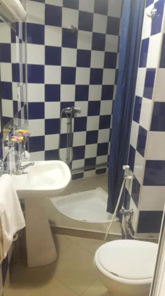 Hotel Roza 24/27