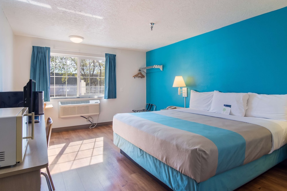 Motel6 The Dalles, OR 20/41
