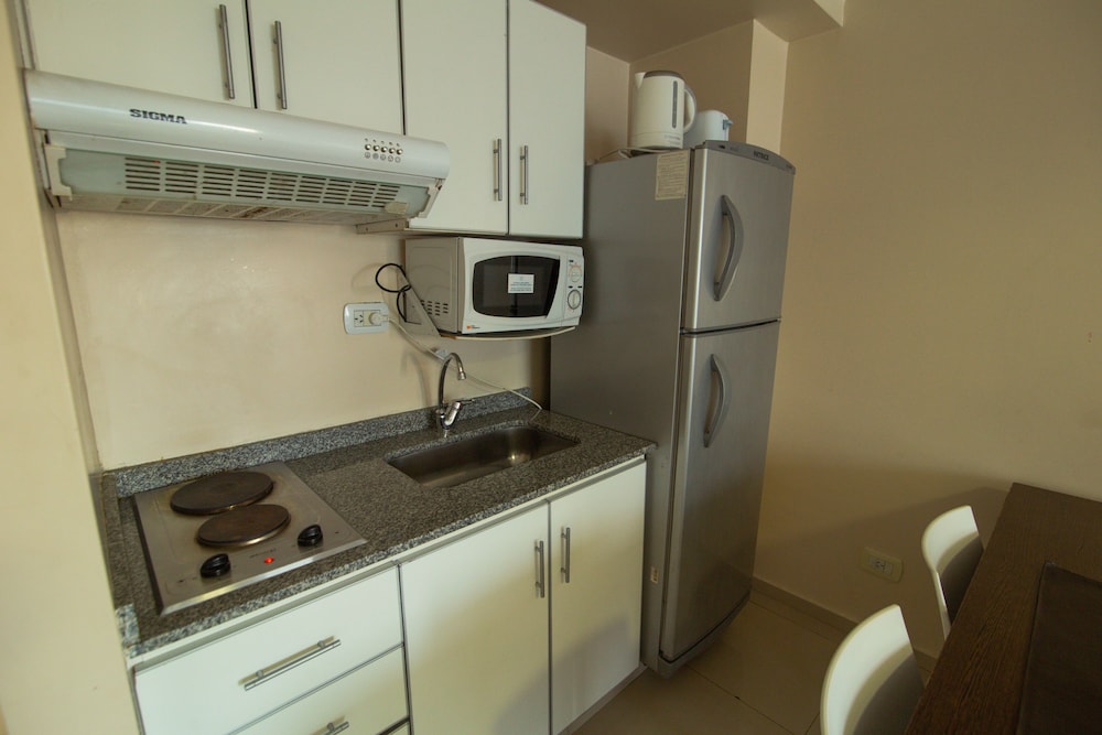 ISI BAIRES APART & SUITES 25/68