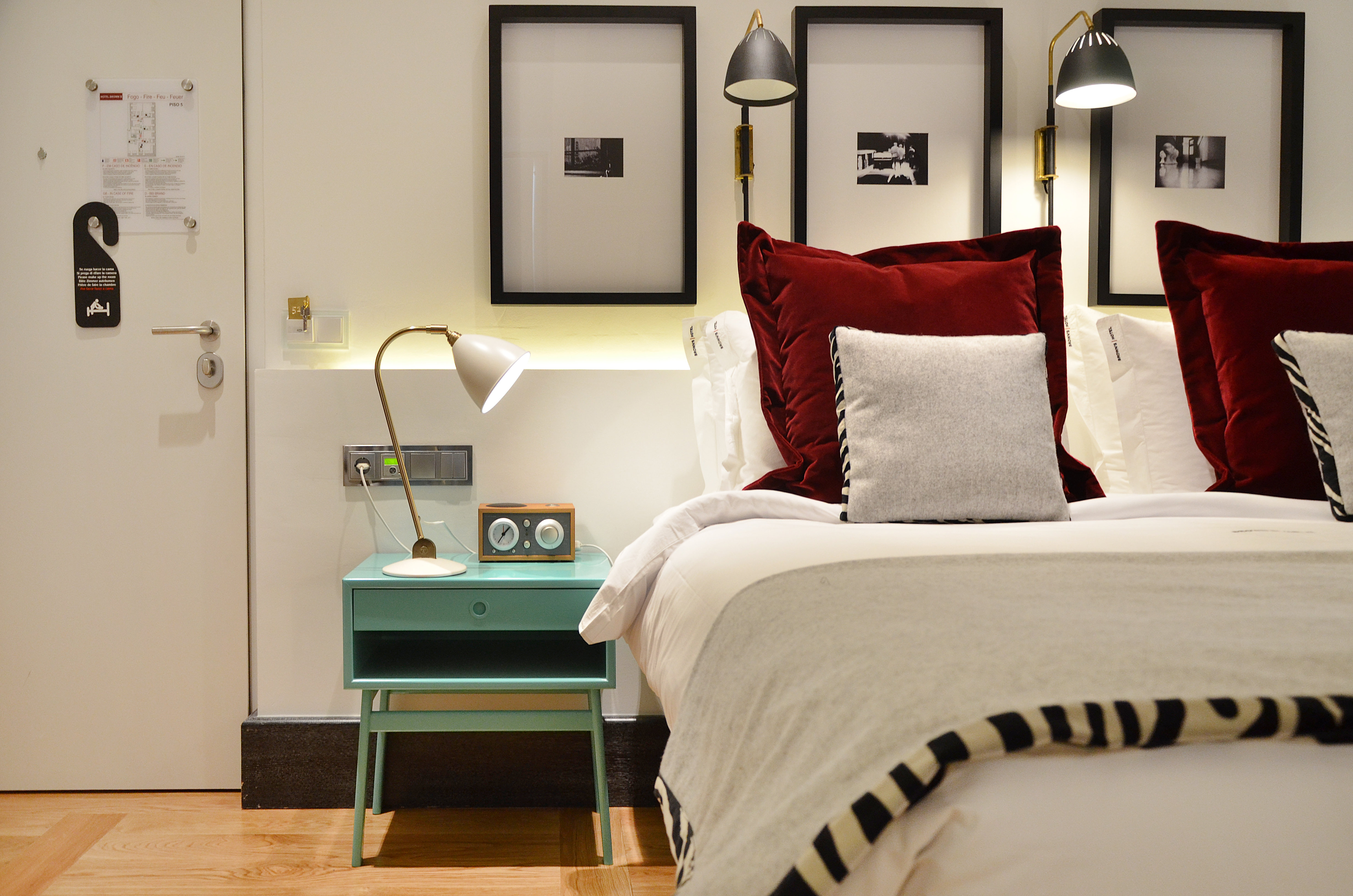Mansard, Double or Twin Bed