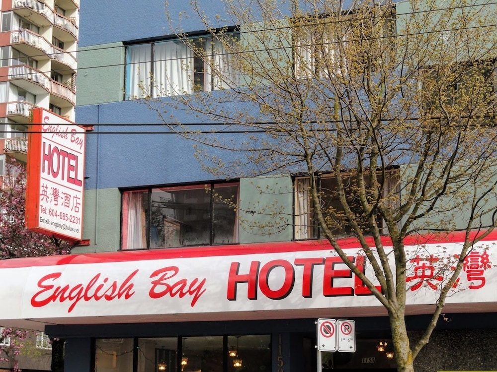English Bay Hotel 3/62