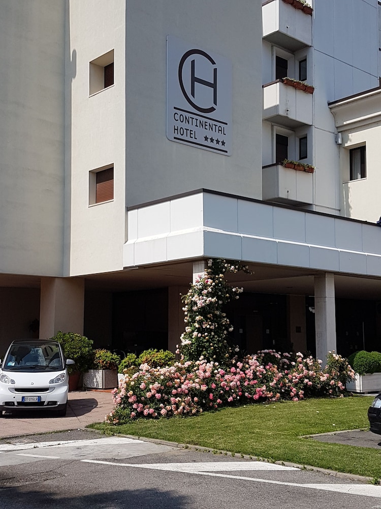 Hotel Continental Brescia 50/53