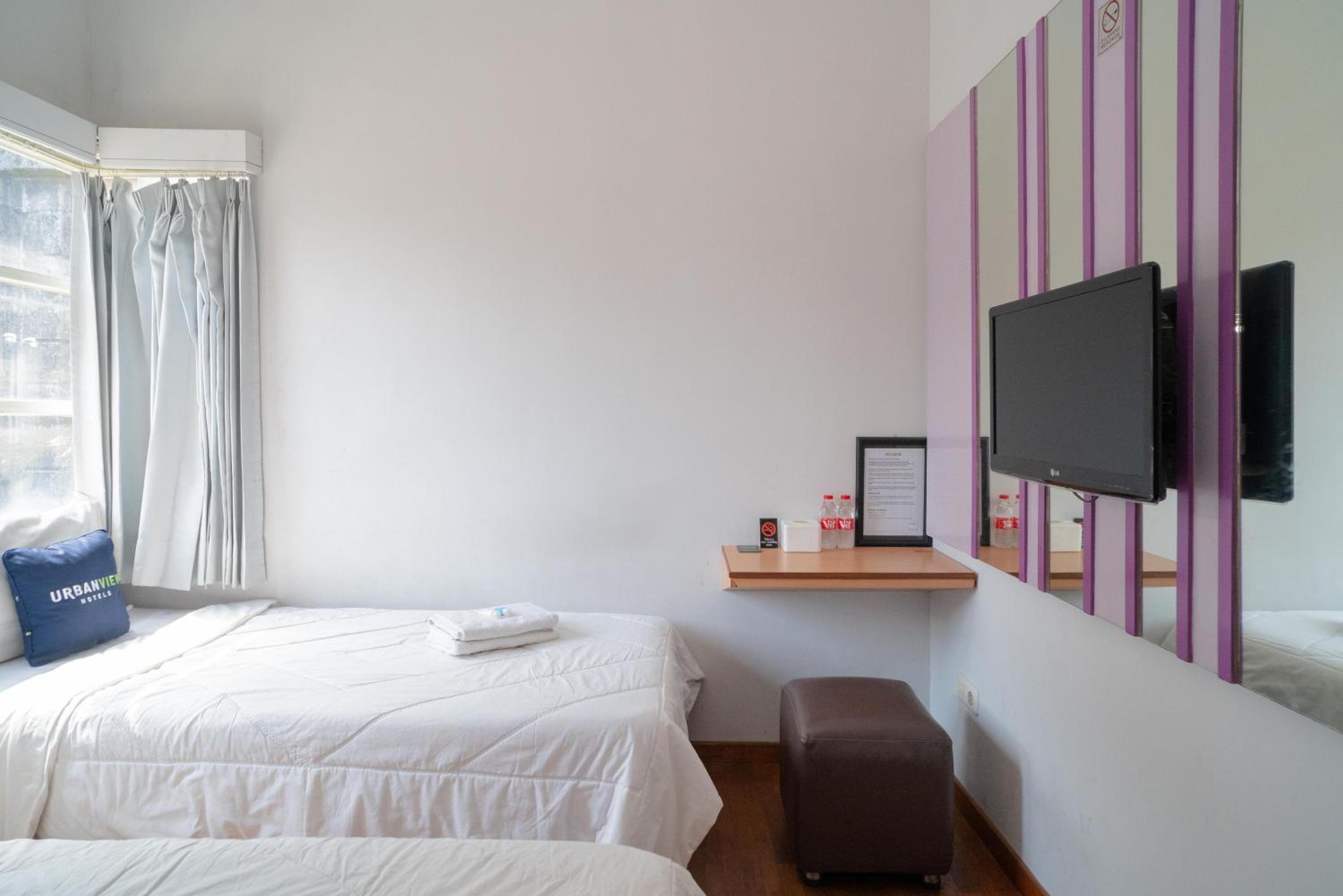 OYO 3808 Fif fa Hotel Kauman 21/56