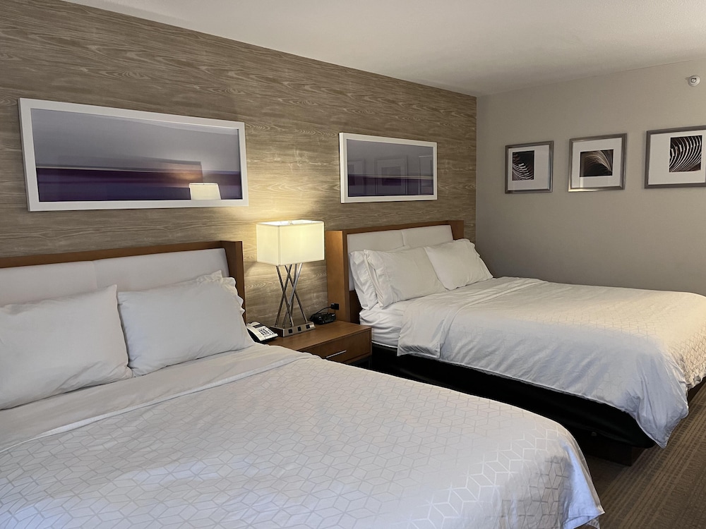 Holiday Inn Express Kamloops 29/74