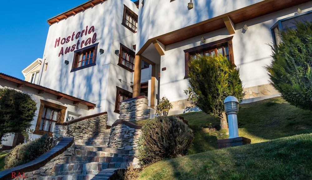 Hosteria Austral 40/47