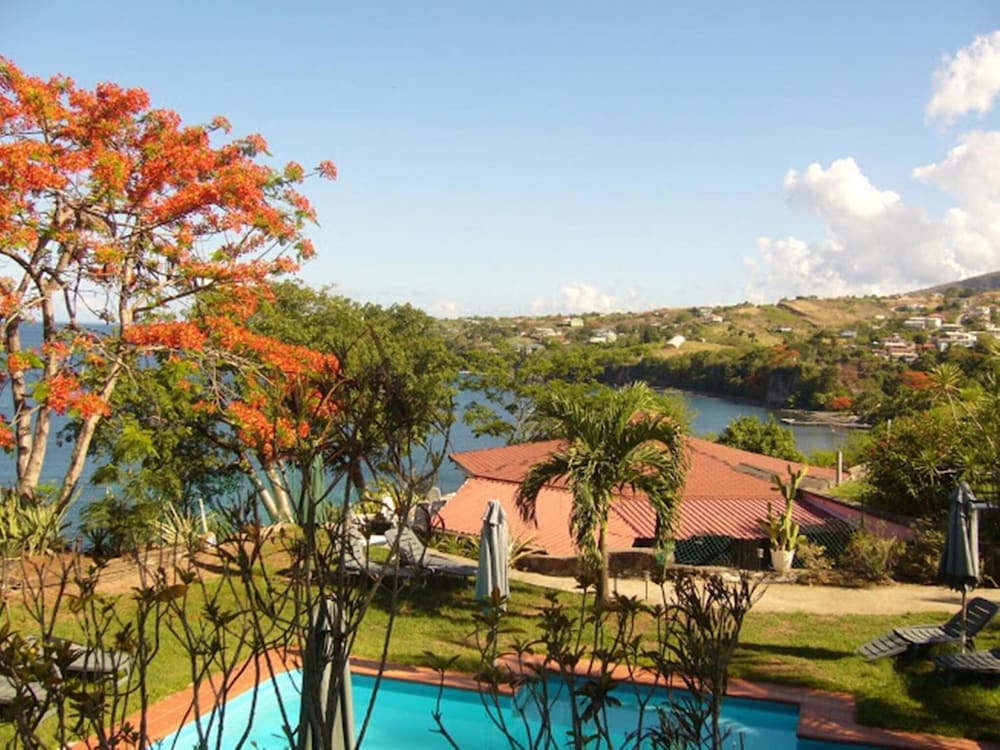 Tamarind Tree Hotel and Restaurant 40/50