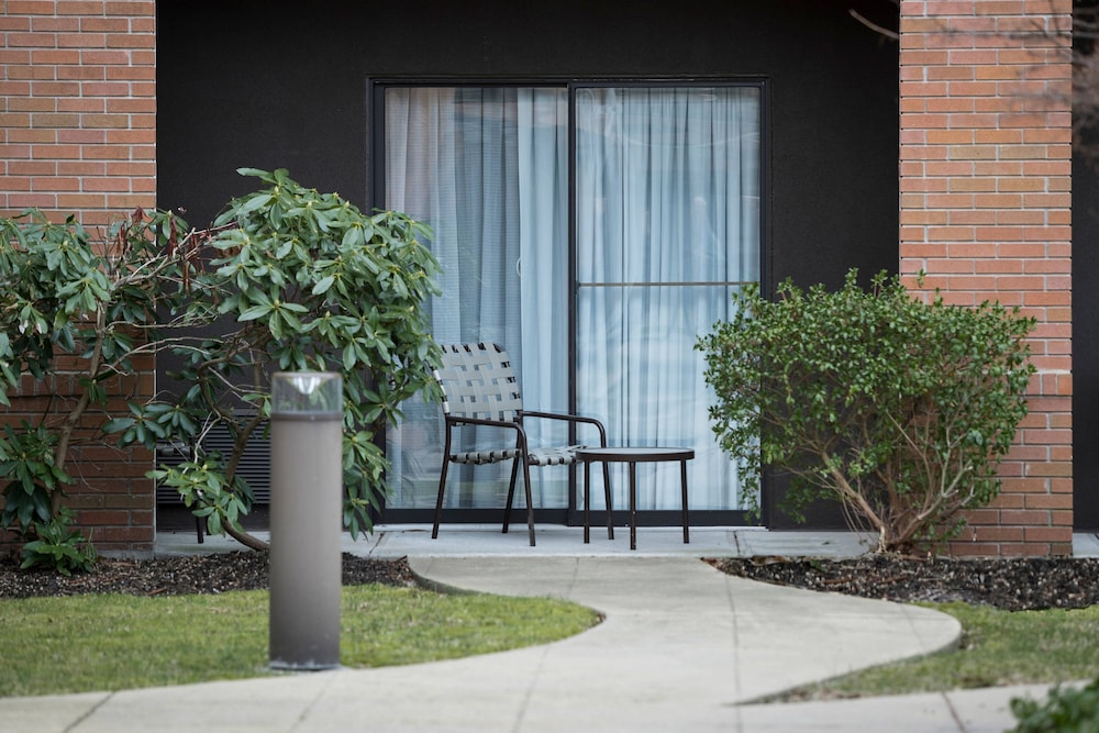 Courtyard by Marriott West Orange 3/52
