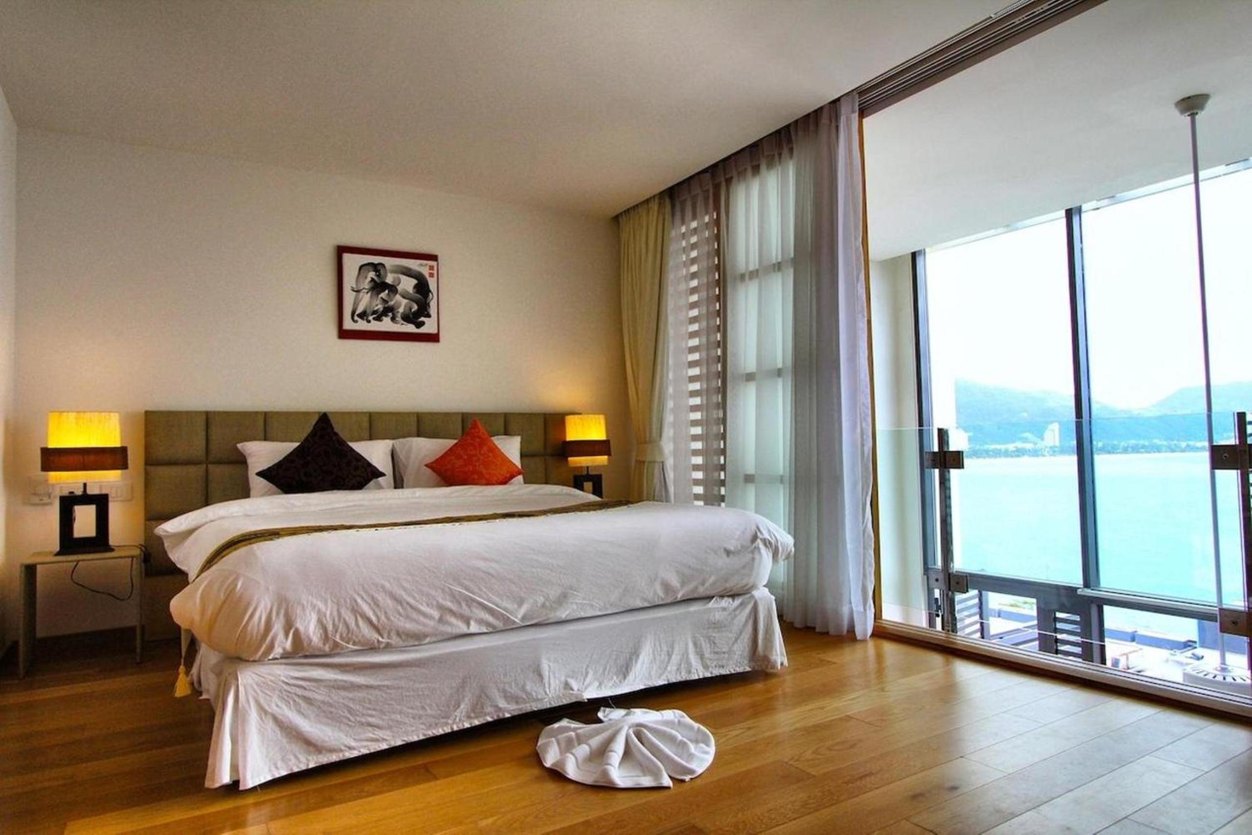 Ocean, Suite