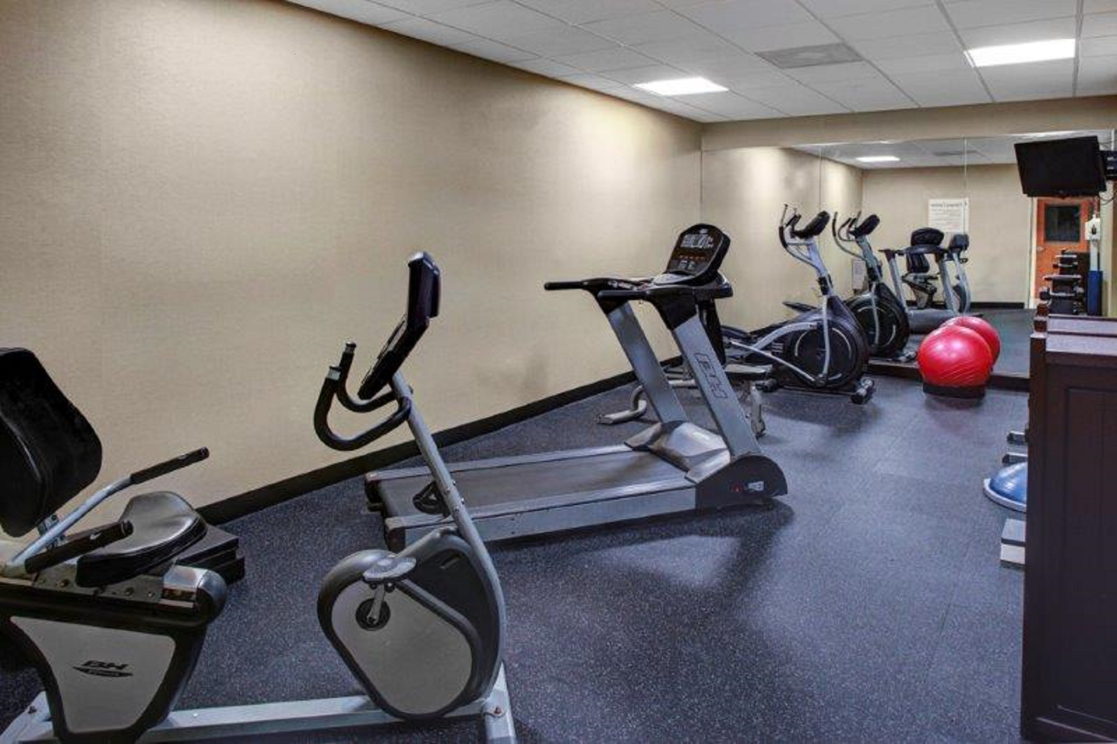 Holiday Inn Express Hotel And Suites Richmond North Ashland 29/50