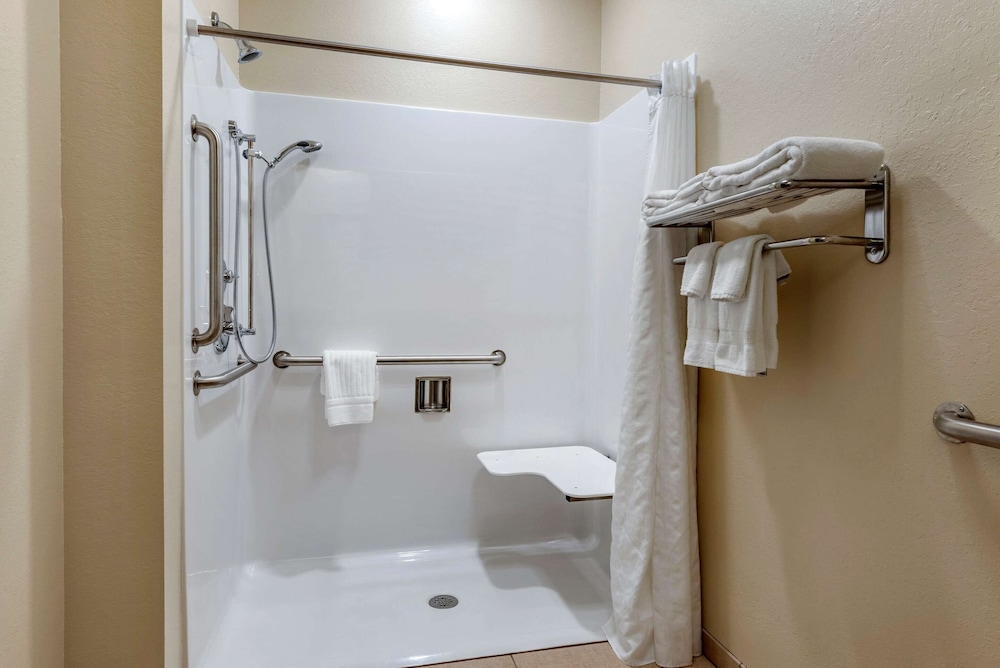 Comfort Inn Crawfordsville 10/33