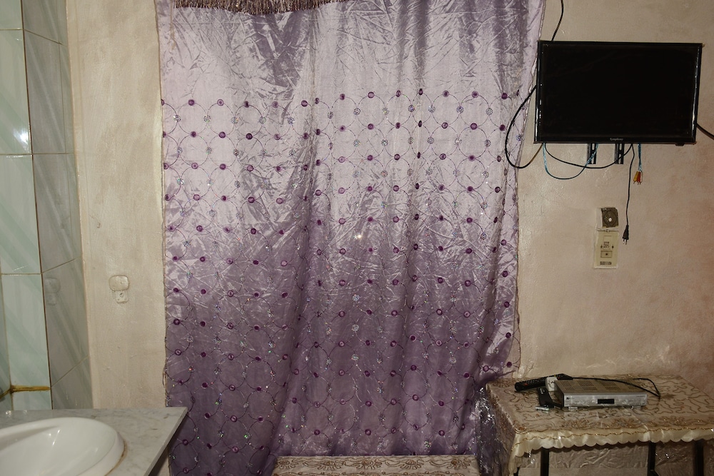 City Hostel 47/50