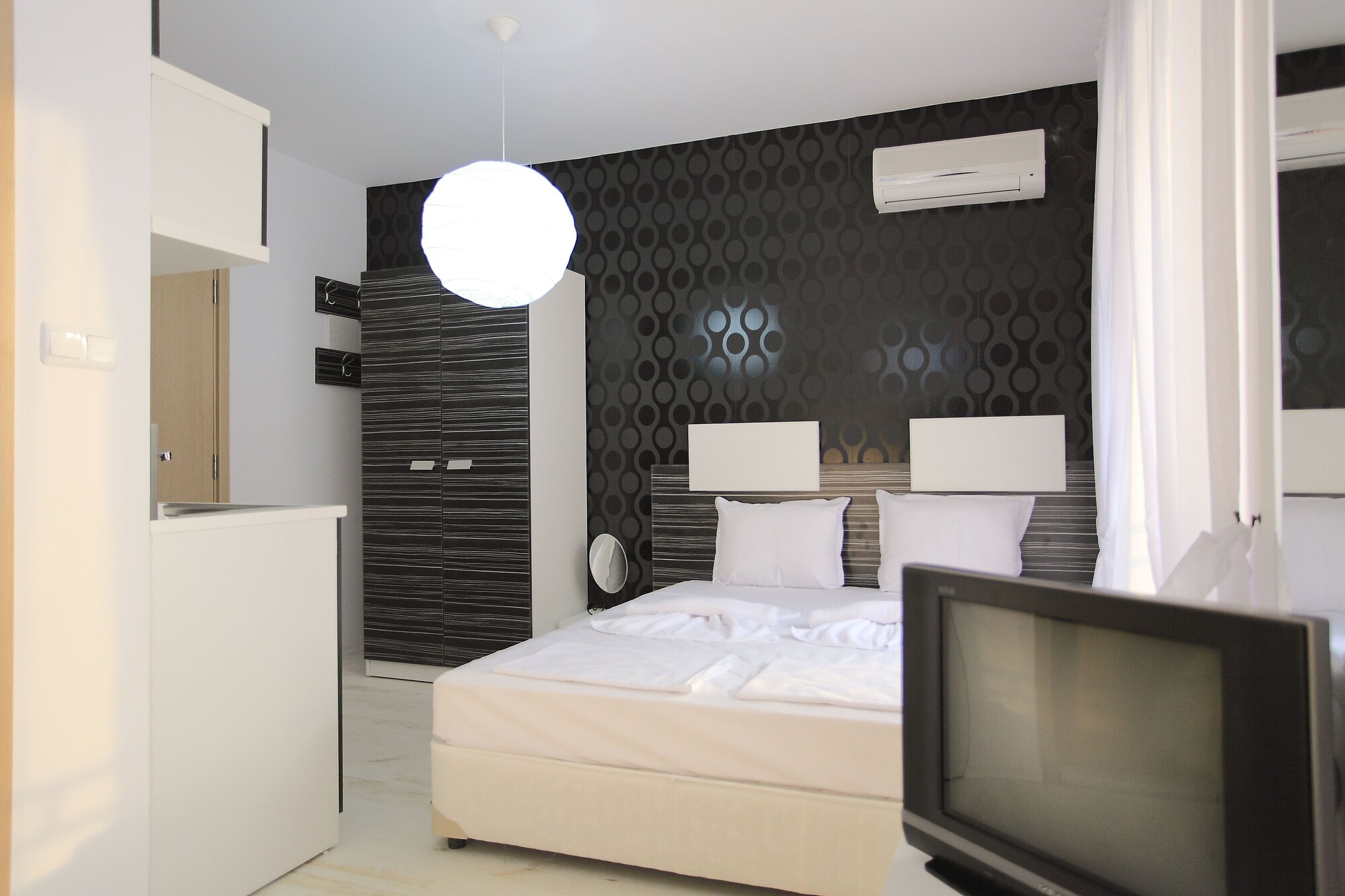 STANDARD, DOUBLE BED, BALCONY