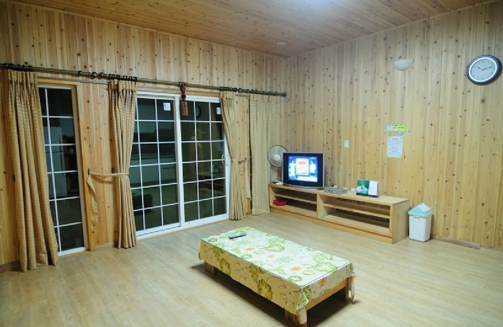 Jeju Sannaedeul Pension 14/21