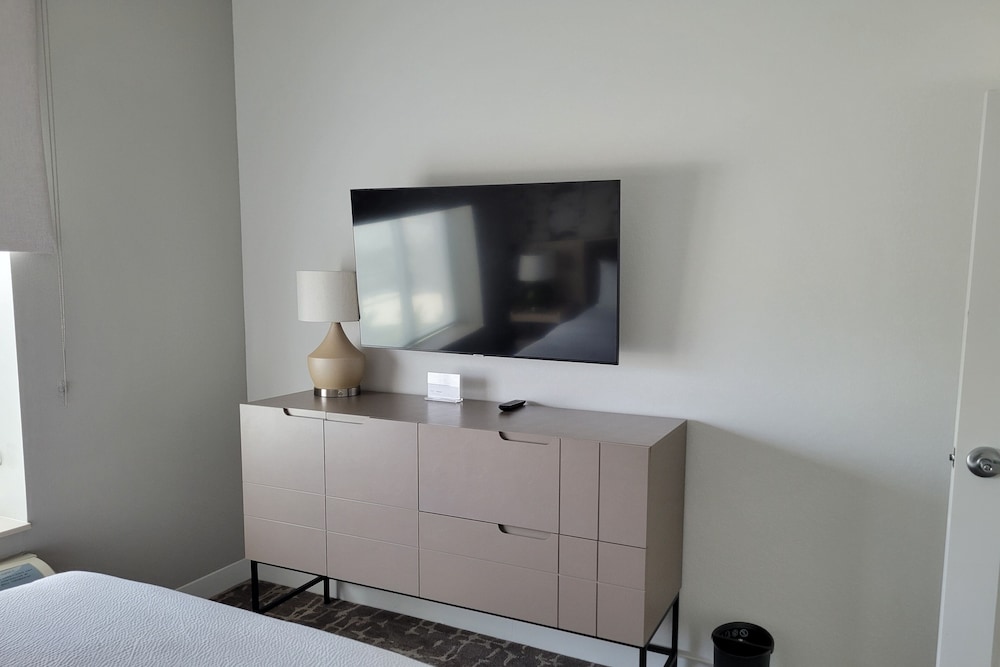 TownePlace Suites Ocala 28/30