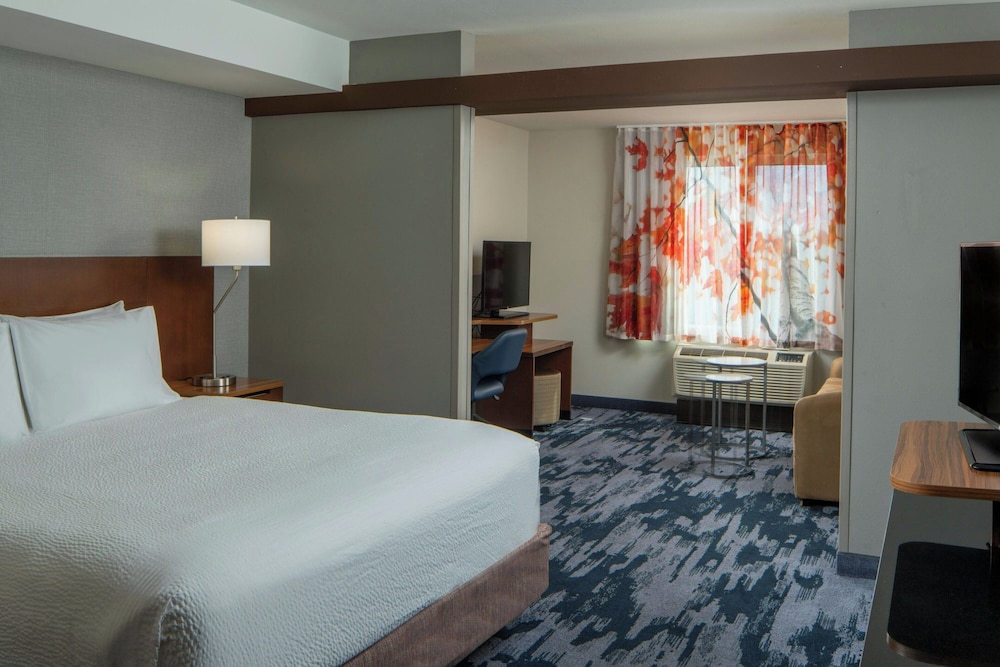 Room at Fairfield Inn Suites Atmore, ATMORE - AL
