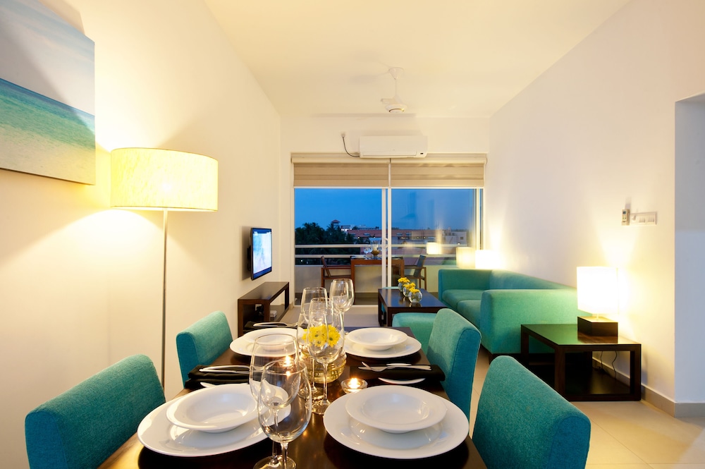 The Beach - All Suite Hotel 41/50