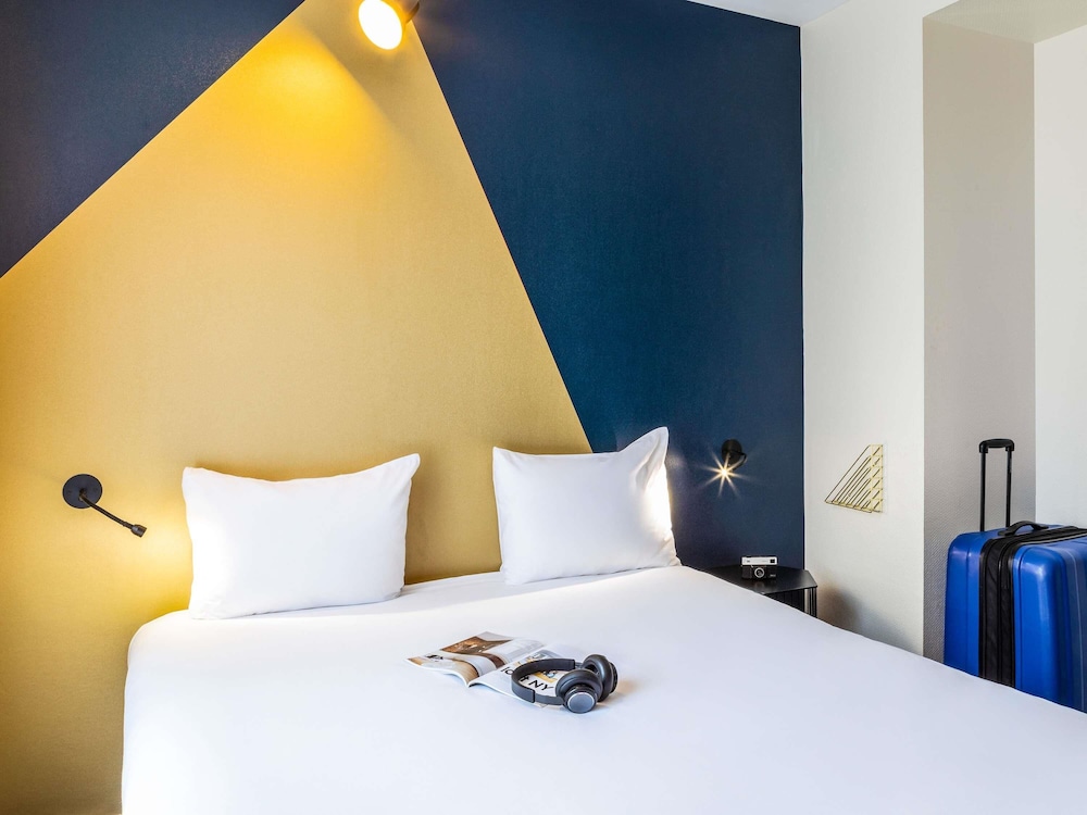 Ibis Styles Paris 15 Lecourbe 22/64
