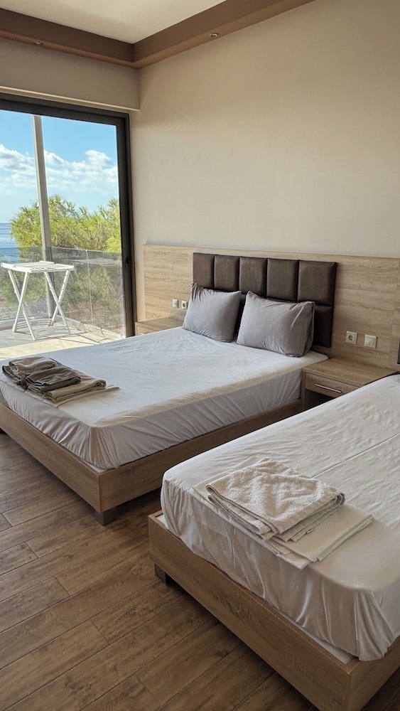 Coralli Apartments 6/51
