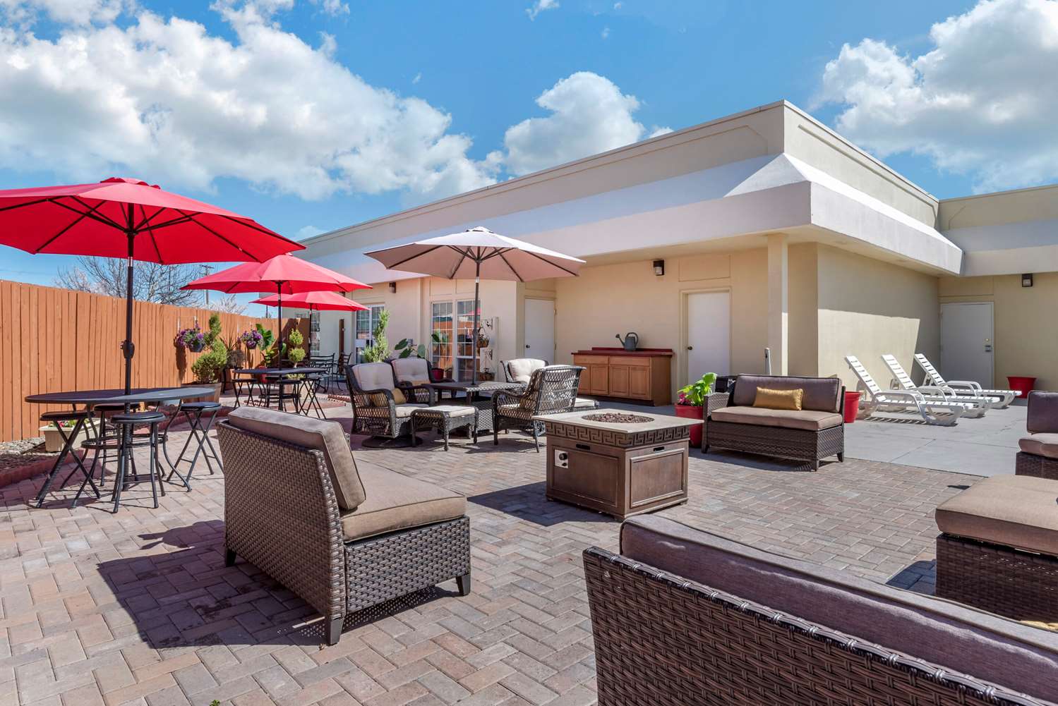 Comfort Inn and Suites Klamath Falls 23/27