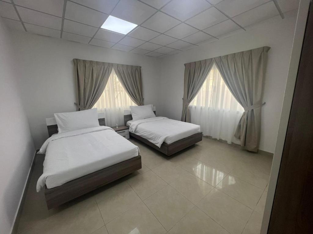 3 Bedrooms, Villa, Private Garden