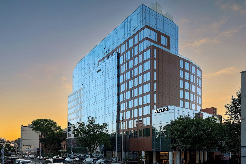 The Westin Flushing LaGuardia Airport 1/50