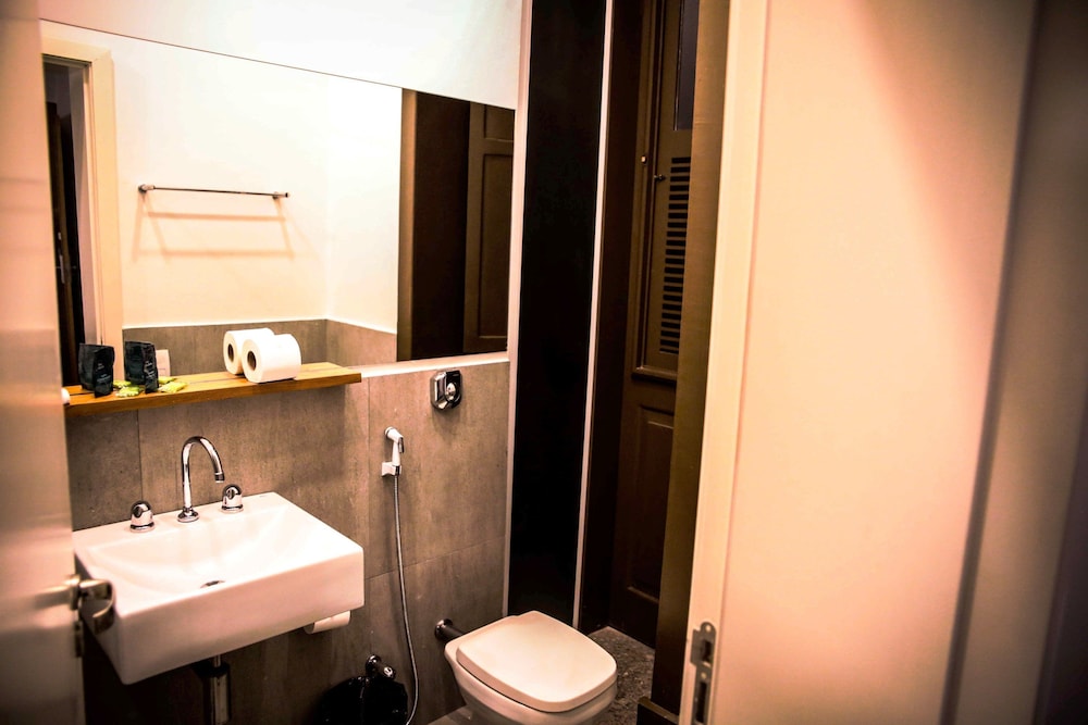 Villa 25 Hostel & Suites 66/69