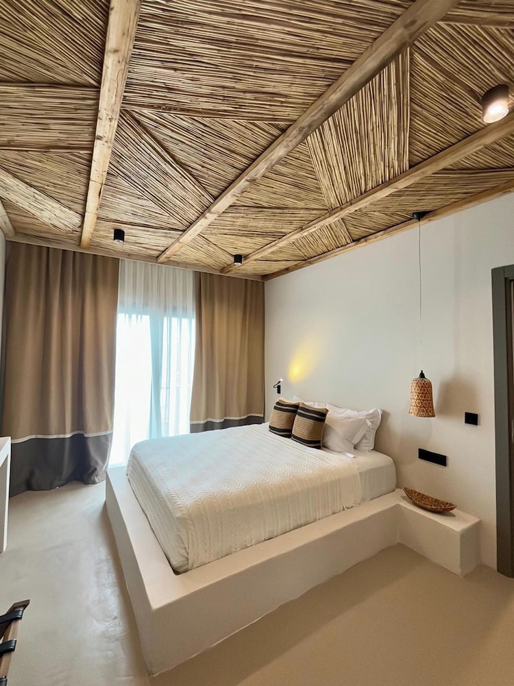 La Brezza Beach & Hotel Yalikavak 12/50