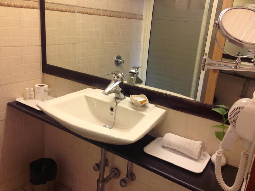 Hotel Ramanashree Richmond 49/58