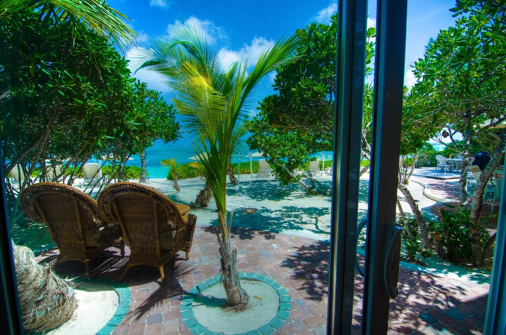 Grace Bay Beach Ocean Villas 44/50