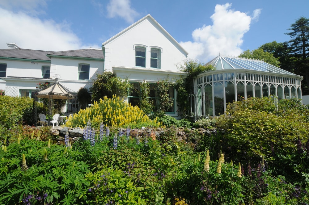 Cashel House Hotel 32/35