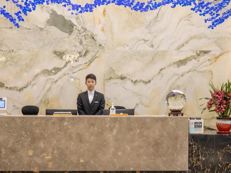 Lobby at GreenTree Eastern Hotel Binzhou Zhonghai International Convention and Exhibition Center, BINZHOU
