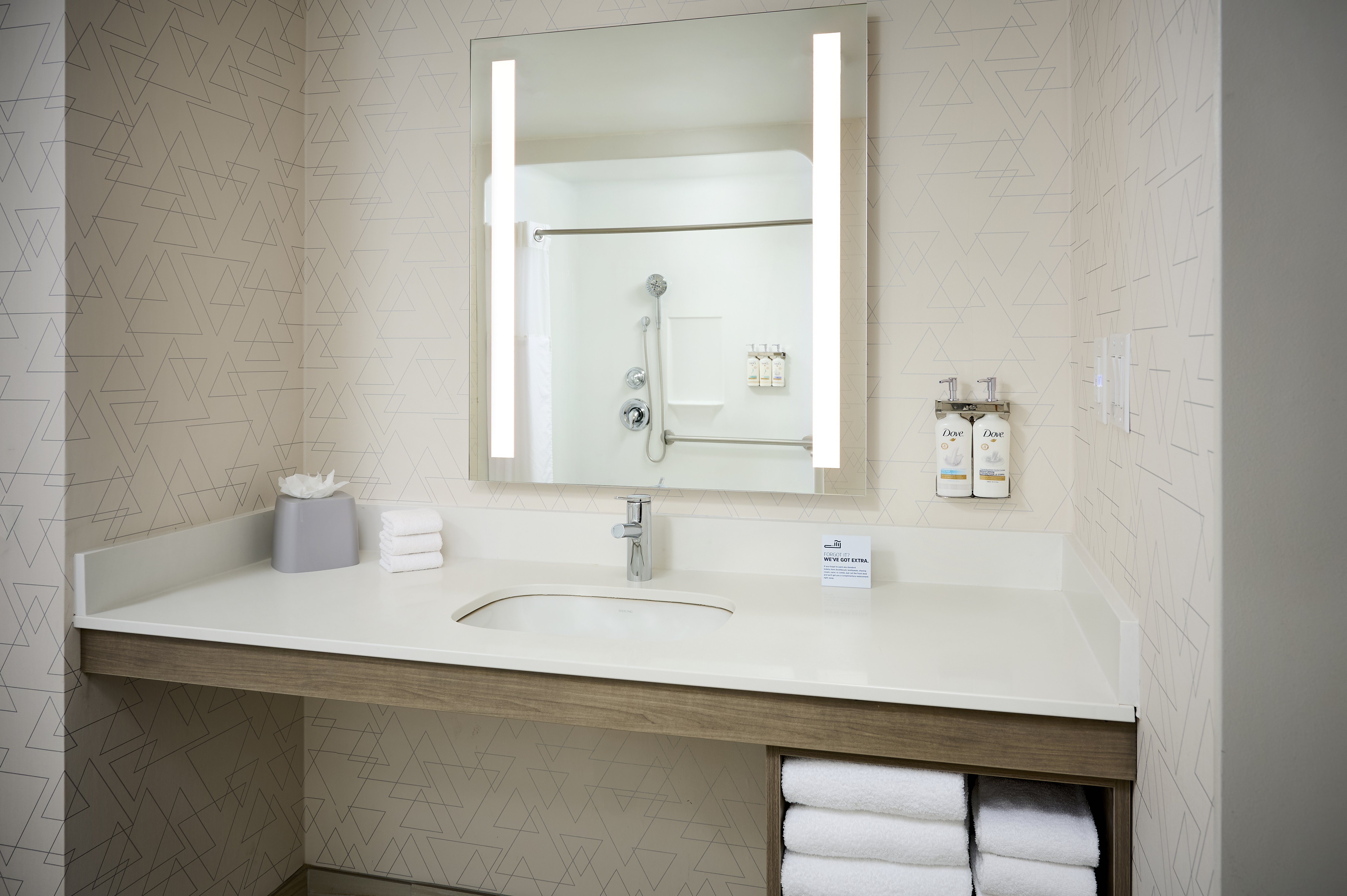 Holiday Inn Express and Suites Kitchener Southeast by IHG 64/64
