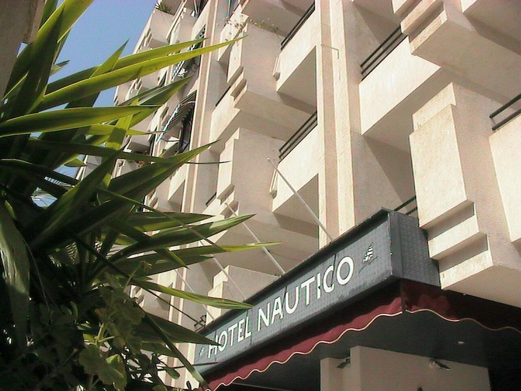 Caledonia Hotel Nautico 1/23
