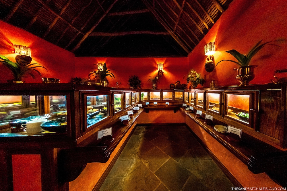 Chale Island Resort 58/70
