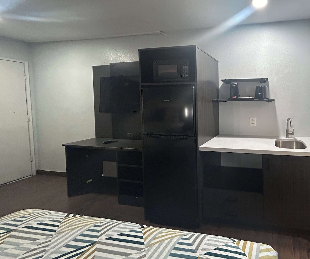 Studio6 Hemet, CA 42/51