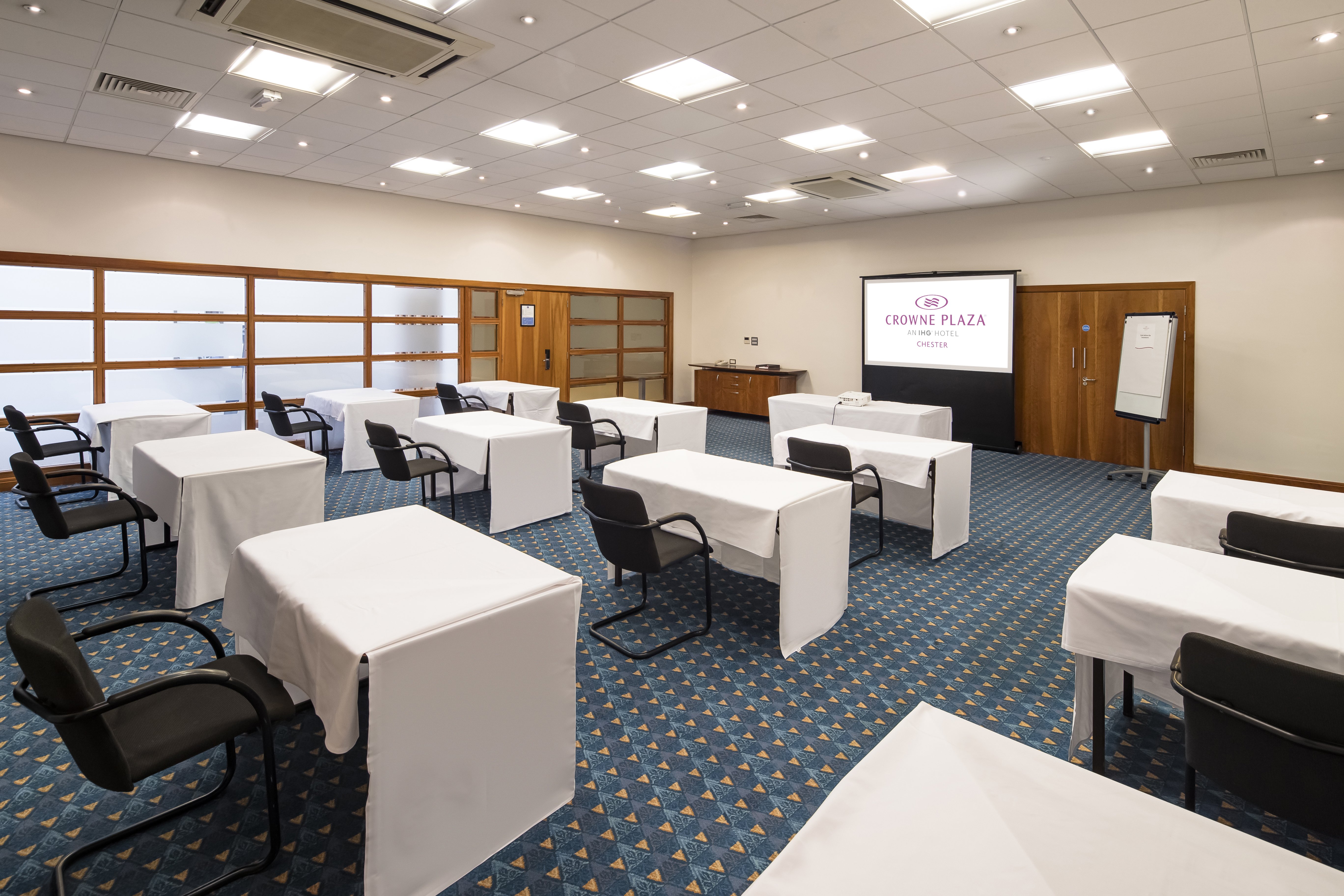 Crowne Plaza Chester 64/71