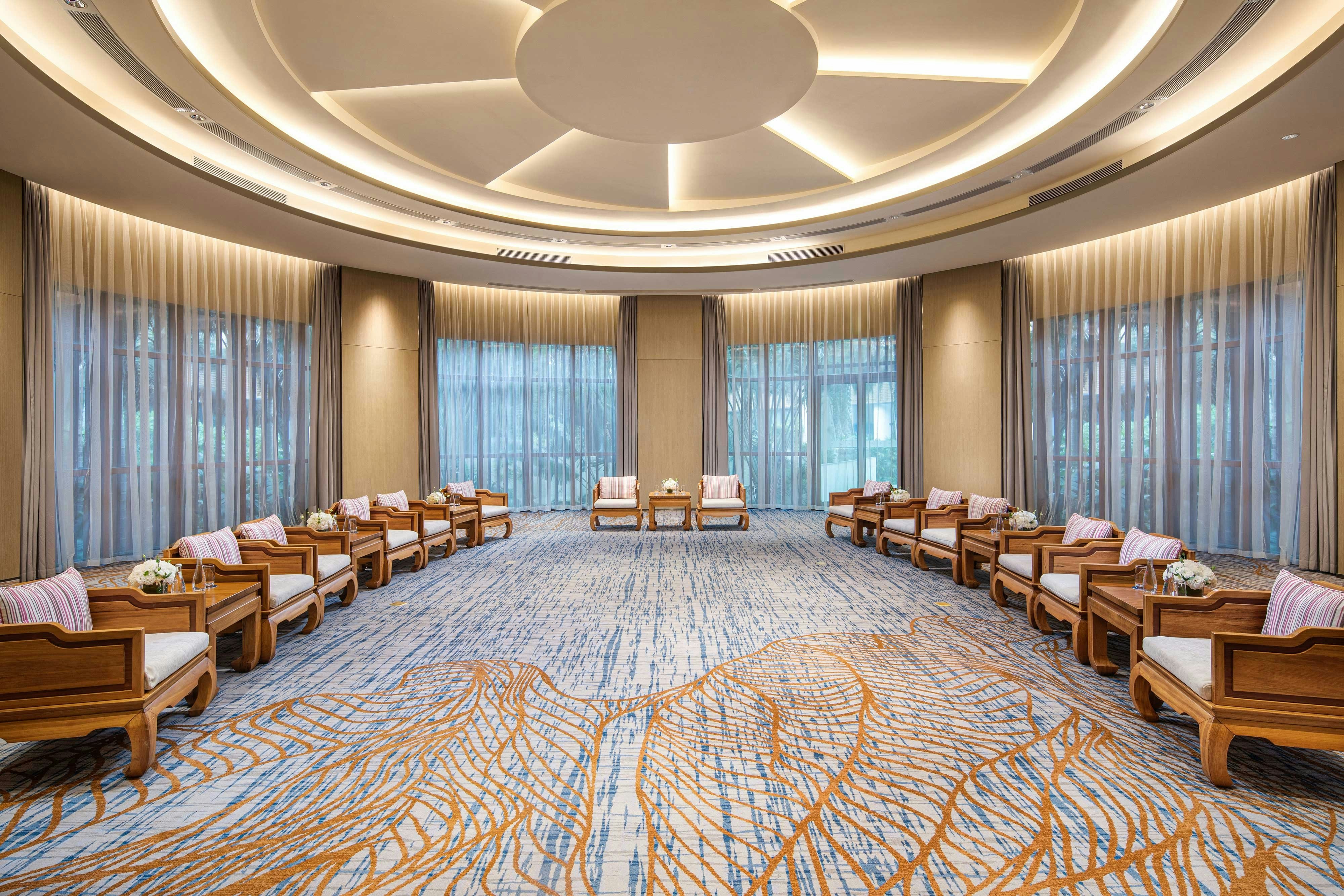 Four Points by Sheraton Wuchuan, Loong Bay 6/25