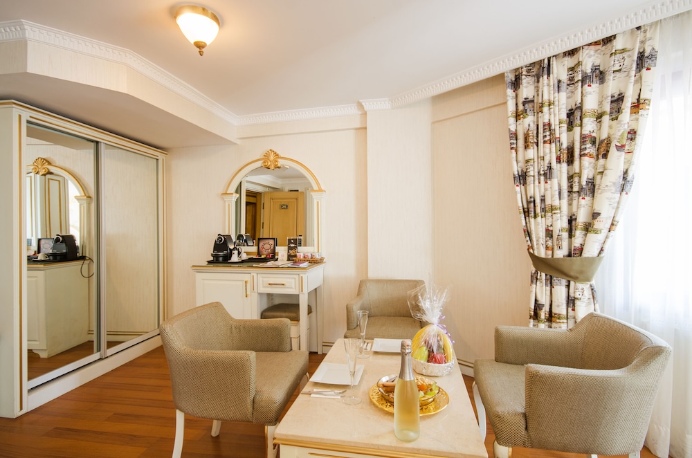 Arden City Hotel 45/67