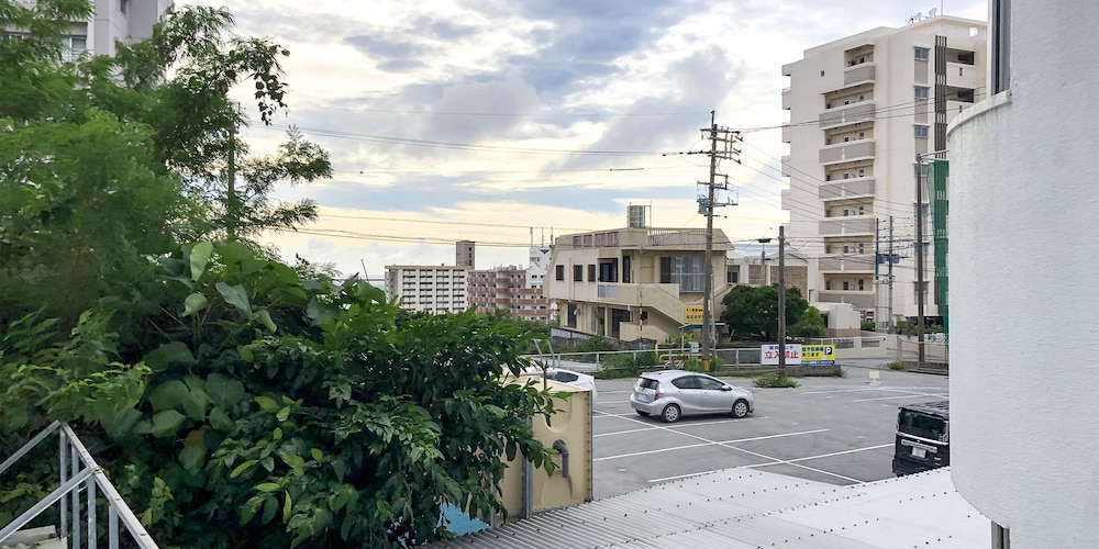 Sunset Hills Inn Naha 44/50