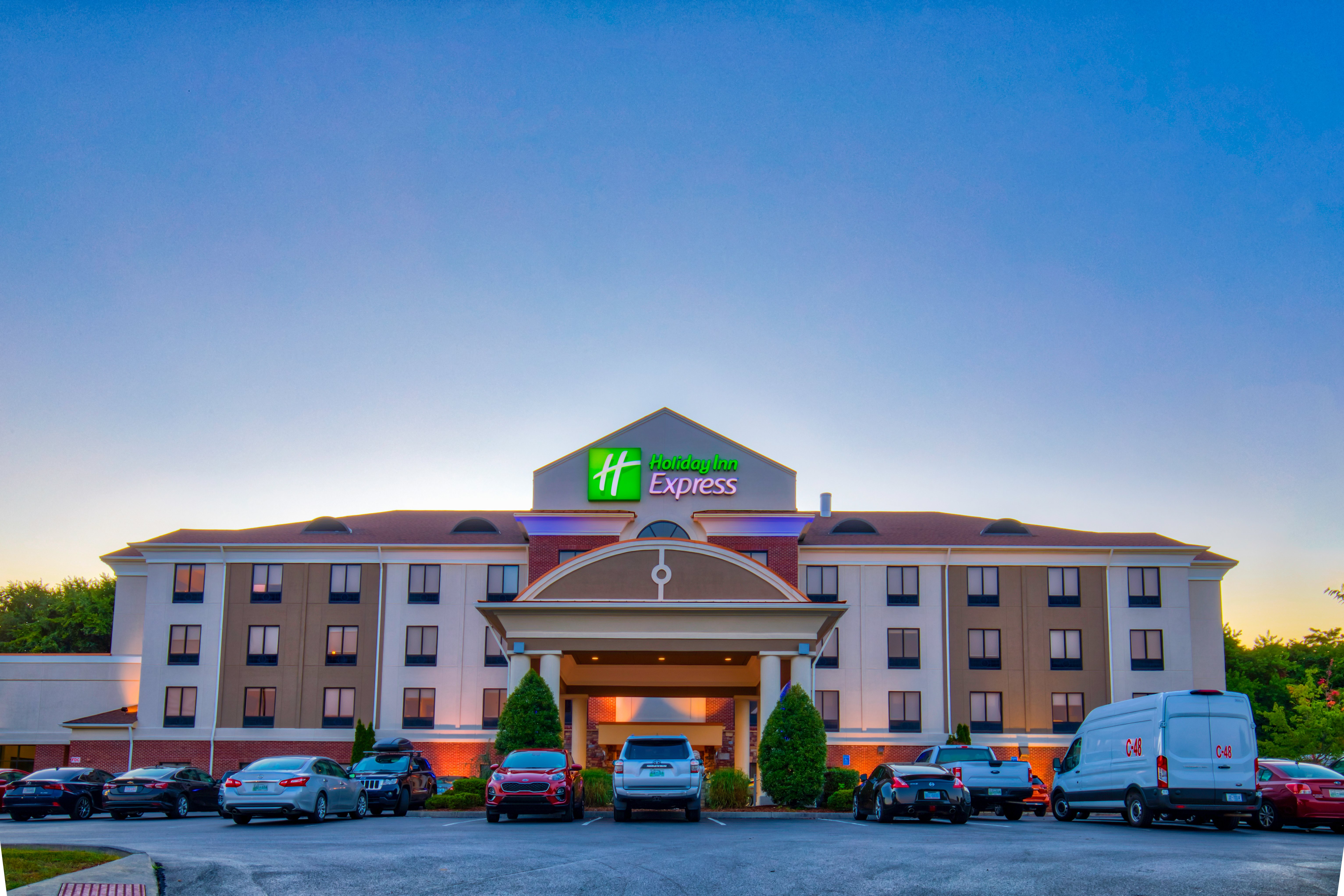 Holiday Inn Express Johnson City 2/48
